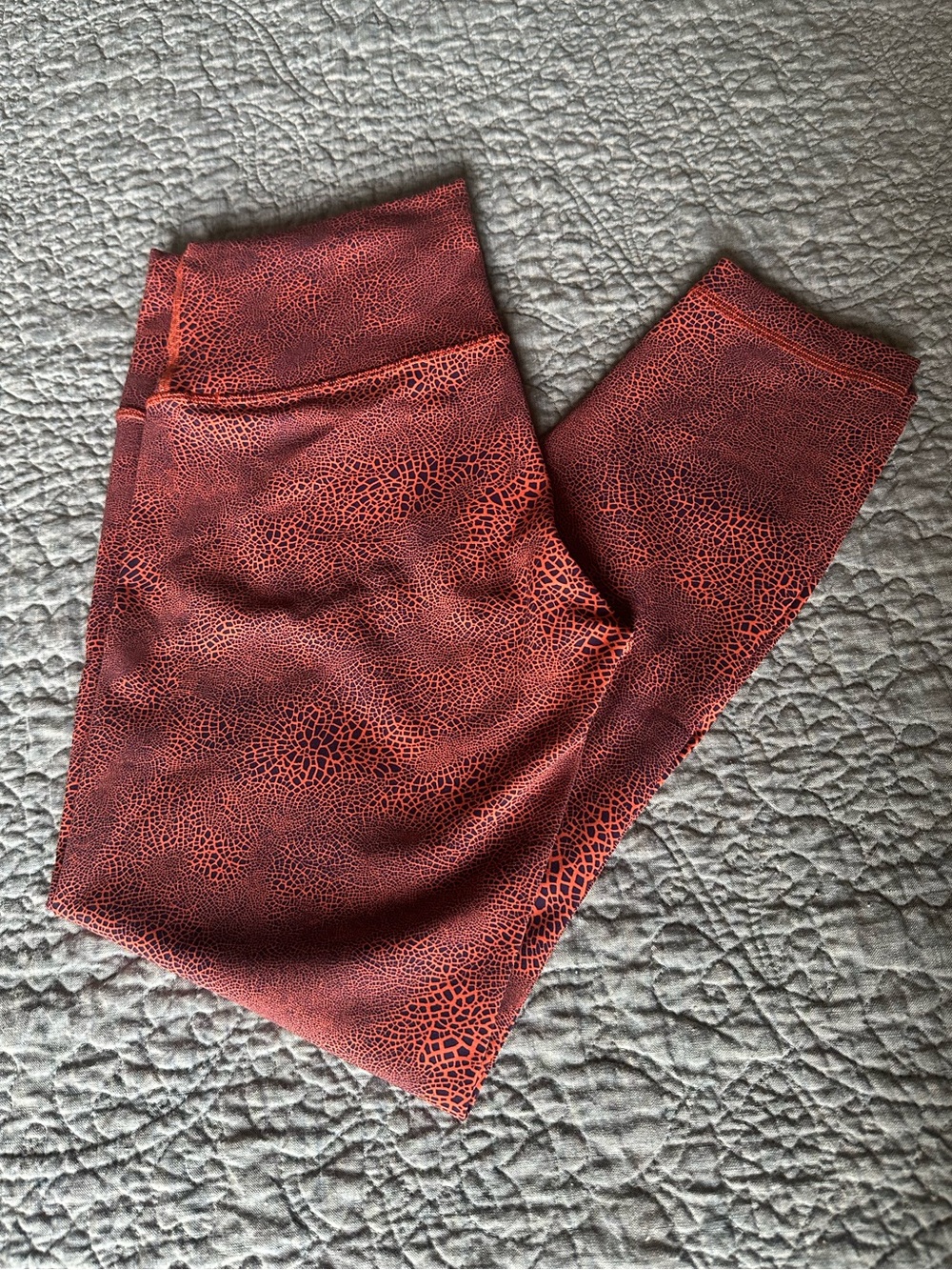 Lululemon Wunder Train High-Rise Tight Leggings 25”, Size 10